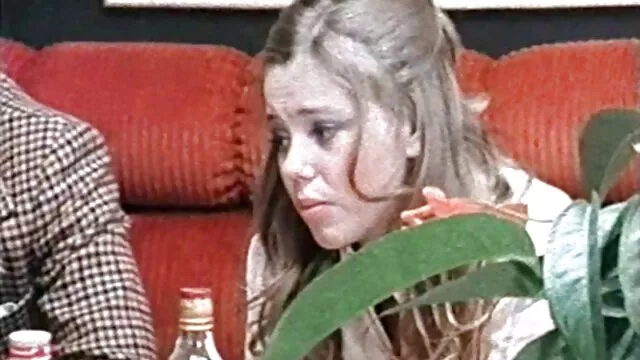 Rosyjska darmowe filmiki erotyczne na telefon kobieta operacja palców dwiema rękami