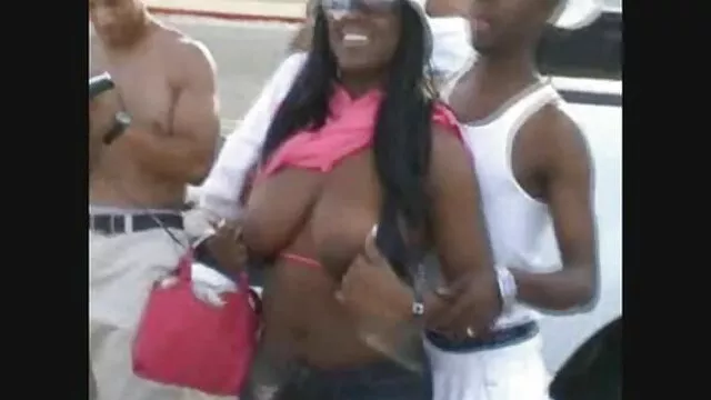 Pies Nicole, nogi, mały puszyste filmy porno wyświetlacz