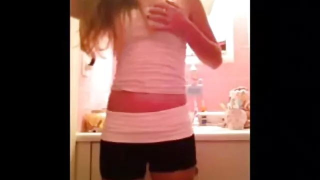 Ashley poznała swojego chłopaka w domu. pornusy filmy darmowe
