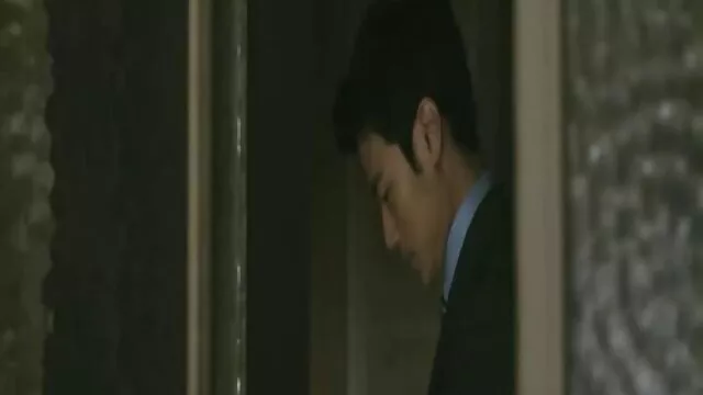 Laska taka gorąca że popycha wibrator rosyjskie darmowe filmy porno do pochwy