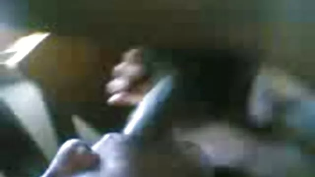 Mama darmowe filmy porno z psami